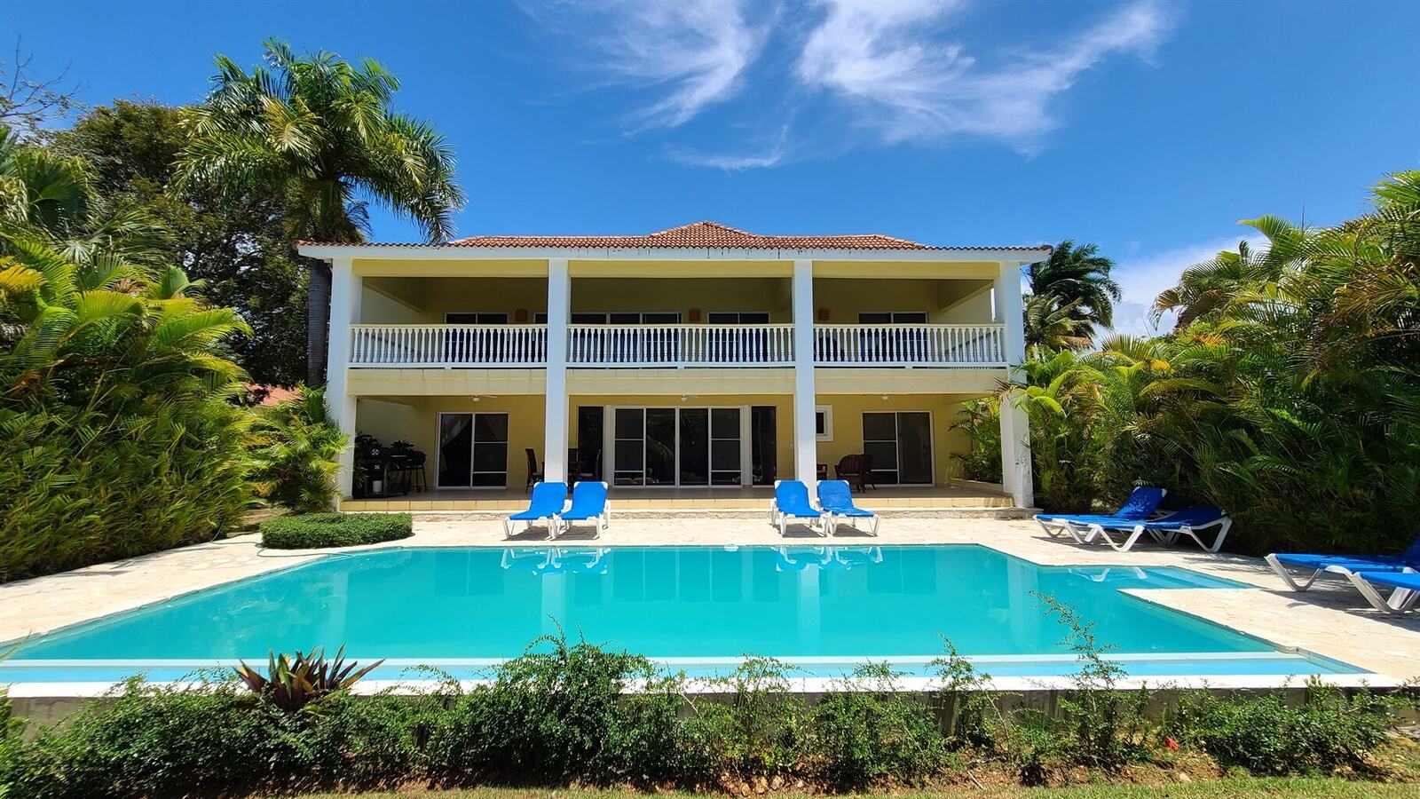 4-Bedroom Villa with Pool Close to Downtown Sosúa