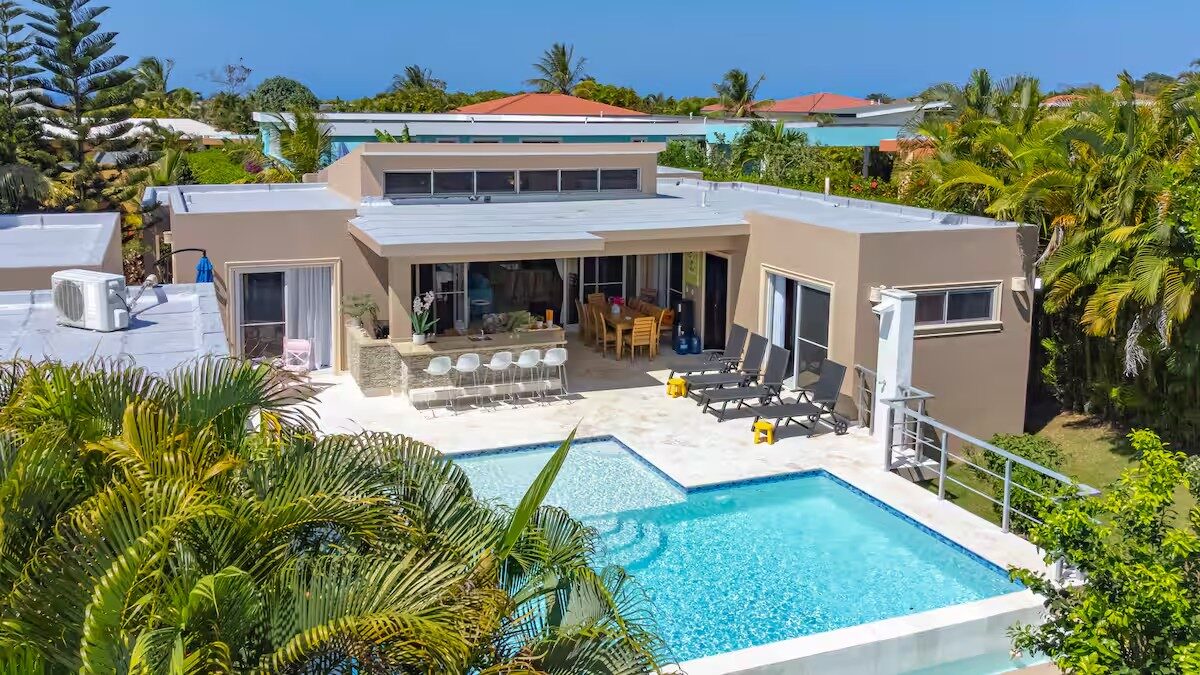 5-Bedroom Sosúa Villa with Private Bar & Pool
